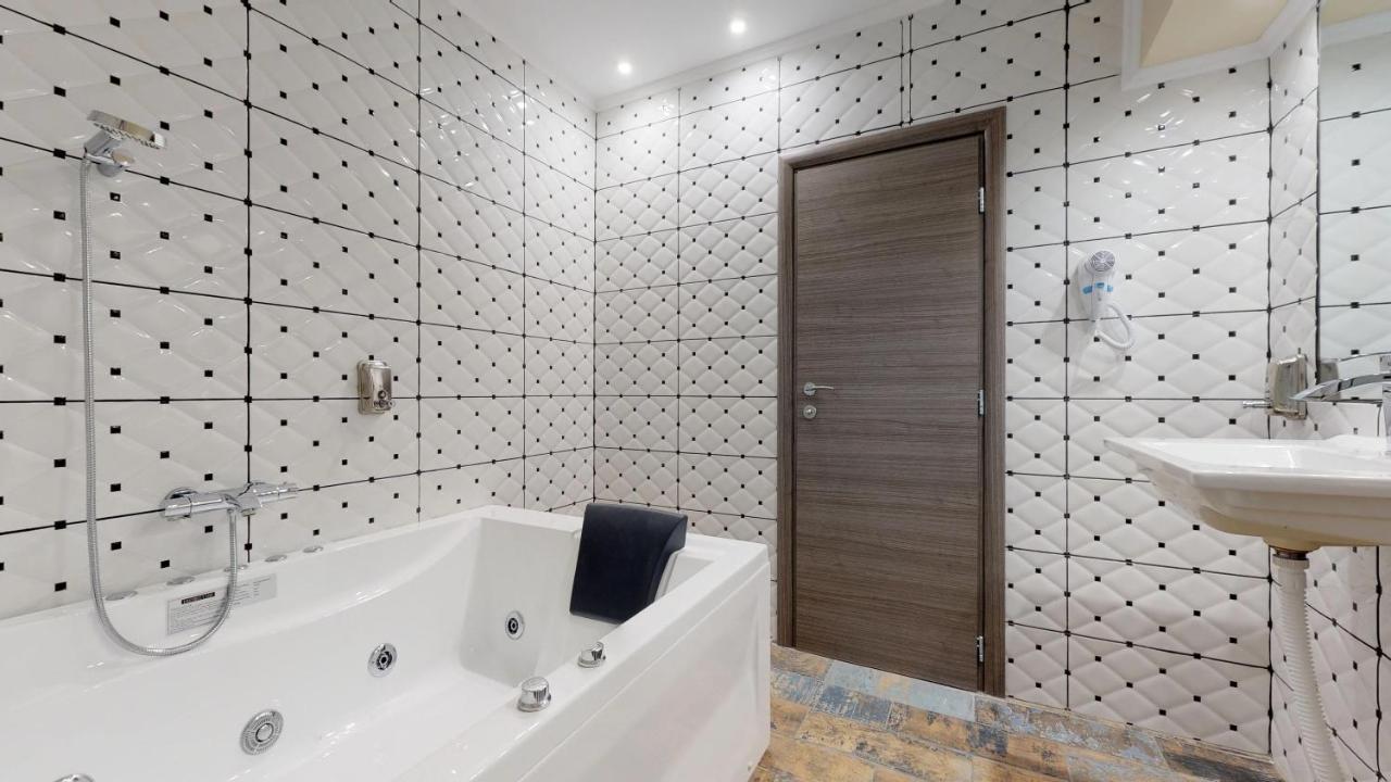 Jacuzzi Suites Thessalonique Extérieur photo